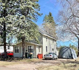 330 13th St, Cloquet, MN 55720