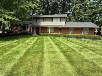 8674 Hunters Trail SE, Warren, OH 44484