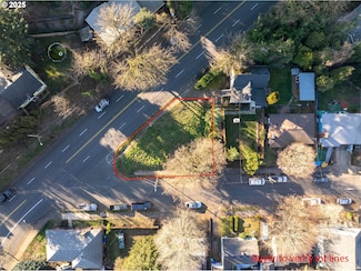 7287 SE Thorburn St, Portland, OR 97215