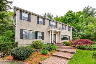 5 Mallard Dr, Sharon, MA 02067