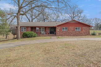 903 Peterson Rd, Neosho, MO 64850