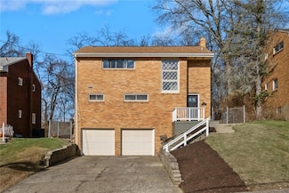 32 Julian Dr, Pittsburgh, PA 15235