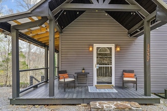 1337 Lakeside Dr, Smithville, TN 37166