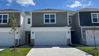 7509 S 204th Ave, Gretna, NE 68028