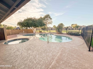 17866 N 44th Ave, Glendale, AZ 85308