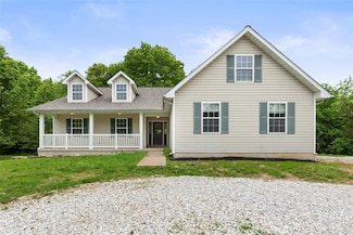 515 Quiet Country Ln, Troy, MO 63379