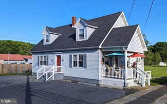 1222 E Main St, Luray, VA 22835