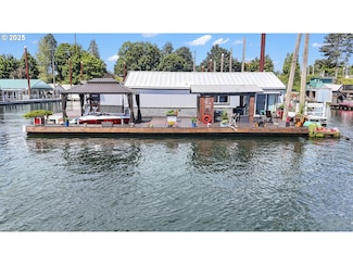 1645 N Jantzen Ave, Portland, OR 97217