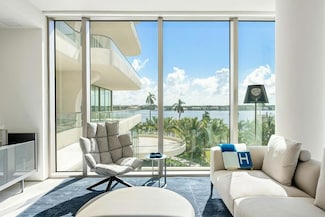200 Arkona Ct Unit 403, West Palm Beach, FL 33401
