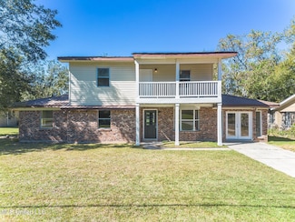 3801 Canal St, Moss Point, MS 39563