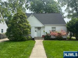 242 Hamilton Rd, Teaneck, NJ 07666