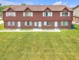 7438 Whitcomb St, Merrillville, IN 46410