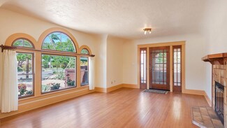 3407 N Mountain View Dr, San Diego, CA 92116