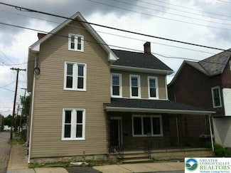 225 Market St, Bangor, PA 18013
