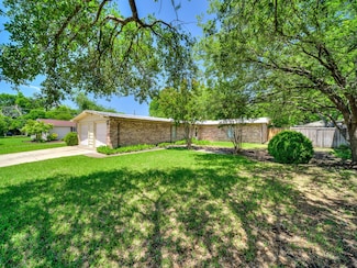 744 Greenhaven Dr, Richardson, TX 75080