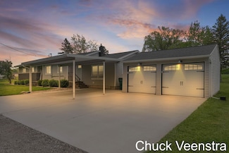 1336 135th Ave, Wayland, MI 49348