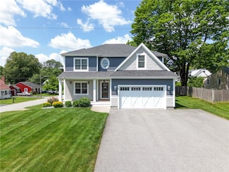 96 Evergreen St, Cumberland, RI 02864