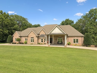 5106 Heron Hill Ln, Thompsons Station, TN 37179