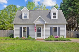 118 Cambridge Square Ln, Kernersville, NC 27284