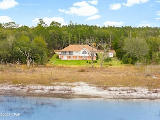 2049 Ambassador Ct, Chipley, FL 32428