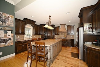 12795 N Apple Blossom Dr, Platte City, MO 64079