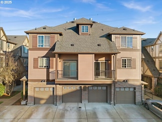 933 NE Wheelock Place, Hillsboro, OR 97006