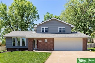 15521 Dewey Cir, Omaha, NE 68154