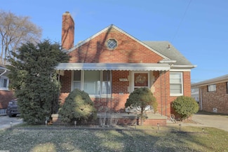 17417 Sprenger Ave, Eastpointe, MI 48021