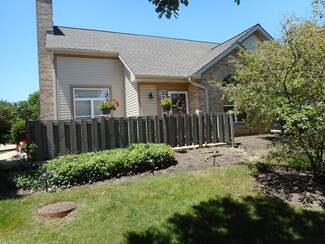 154 Canterbury Ct Unit B, Bloomingdale, IL 60108