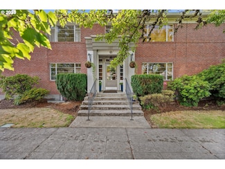 507 NE Davis St, McMinnville, OR 97128