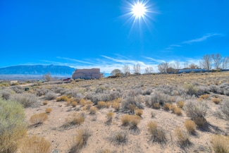 6904 Tampico Rd NE, Rio Rancho, NM 87144