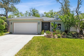 808 Division St, Fernandina Beach, FL 32034