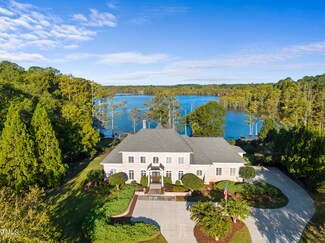 105 Mariah Dr, Four Oaks, NC 27524