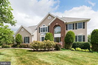 14 Breckenridge Ct, Belle Mead, NJ 08502