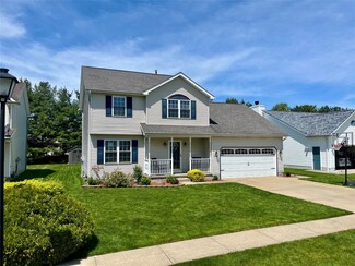 2760 Alexandra Dr, Erie, PA 16506