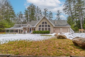 16 Heritage Ln, Chester, NY 12817