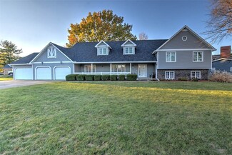 235 Hickory Point Ct, Forsyth, IL 62535