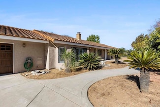 1333 Via Encinos Dr, Fallbrook, CA 92028