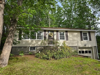 22 Wild Rose Ave, Holden, MA 01520