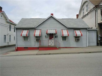 45 S Richhill St, Waynesburg, PA 15370