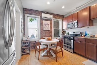 162 F St Unit 2, Boston, MA 02127