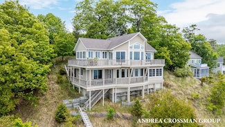 10508 Lost Valley Rd, Montague, MI 49437