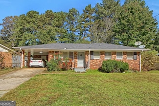 847 Meadow Rock Dr, Stone Mountain, GA 30083