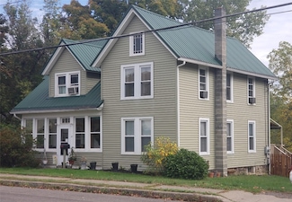 45 S Main St, Bainbridge, NY 13733