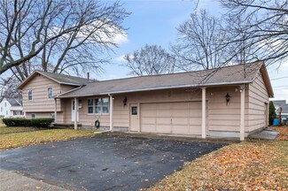 610 Fetzner Rd, Rochester, NY 14626