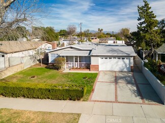 8512 Penfield Ave, Winnetka, CA 91306