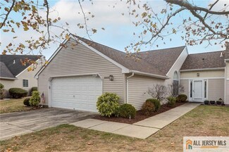 636 Madison Dr Unit A, Monroe Township, NJ 08831