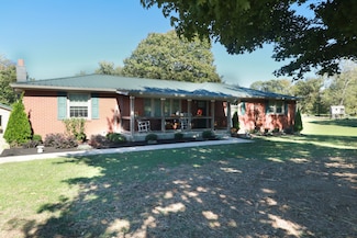 12354 Owens Chapel Rd, Springfield, TN 37172