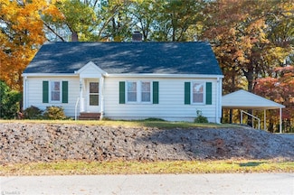 1087 Whitaker Rd, Winston Salem, NC 27106