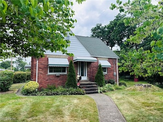 517 Fairway Blvd, Willowick, OH 44095